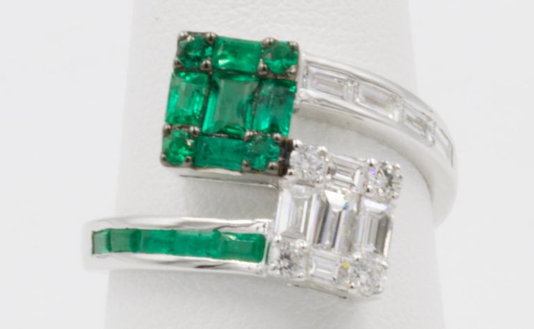 Very Fine Emerald and Diamond Ring 18 Сarat