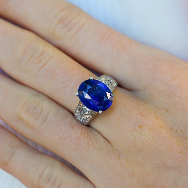 Very Fine 6.13 Carat Sapphire Ring