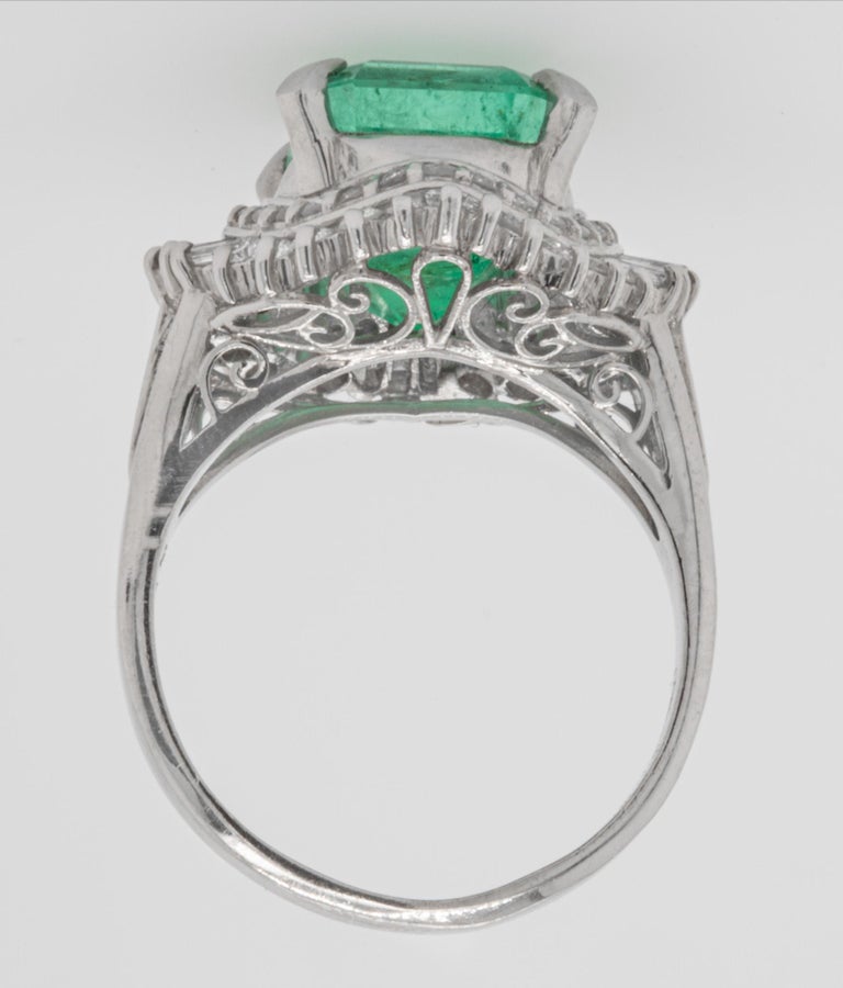 Emerald Ring 4.50 Carat Set with Diamonds 0.60 Carats Platinum