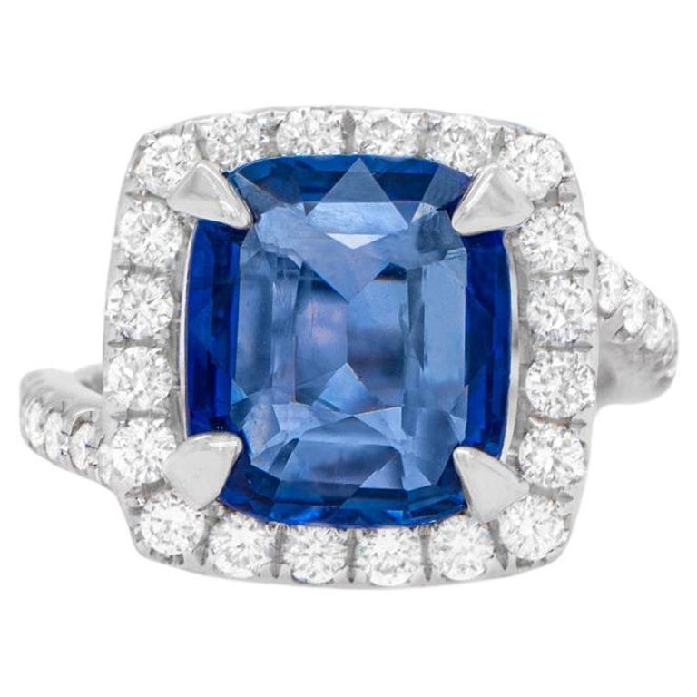 Fine Sapphire 4 Carat Ring With Diamond Halo 0.80 Carats Total 18K Gold