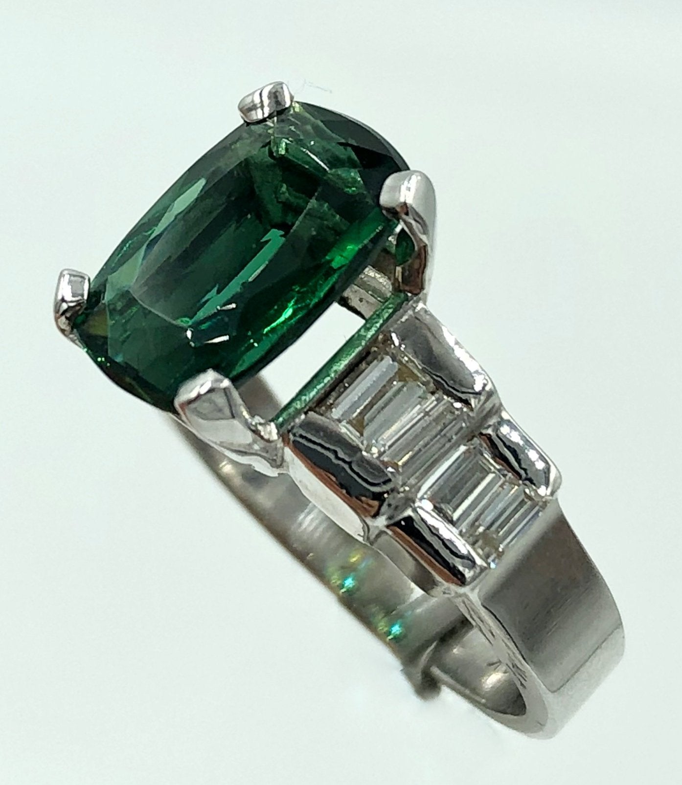 Fine Green 4.50 Carat Tourmaline Ring With Diamonds 14K Gold